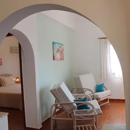 Aparthotel Cavo Grosso Mavrovoúnion