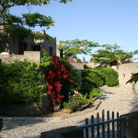 Cavo Grosso Aparthotel 3*