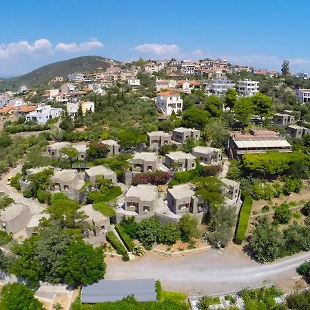 Cavo Grosso Aparthotel 3*