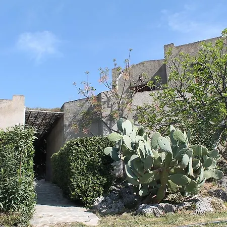 Cavo Grosso Aparthotel Mavrovoúnion