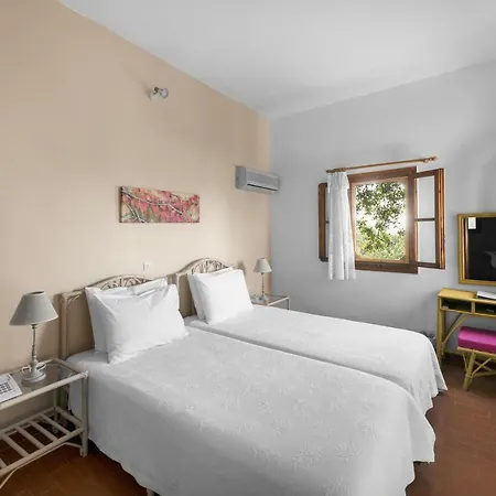 Cavo Grosso Aparthotel 3*