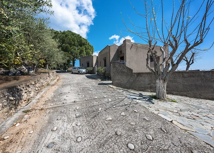 Cavo Grosso Mavrovoúnion