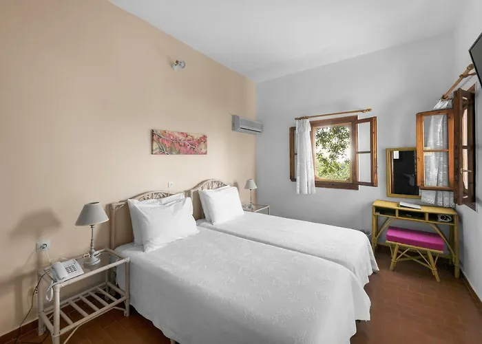 Cavo Grosso Aparthotel 3*