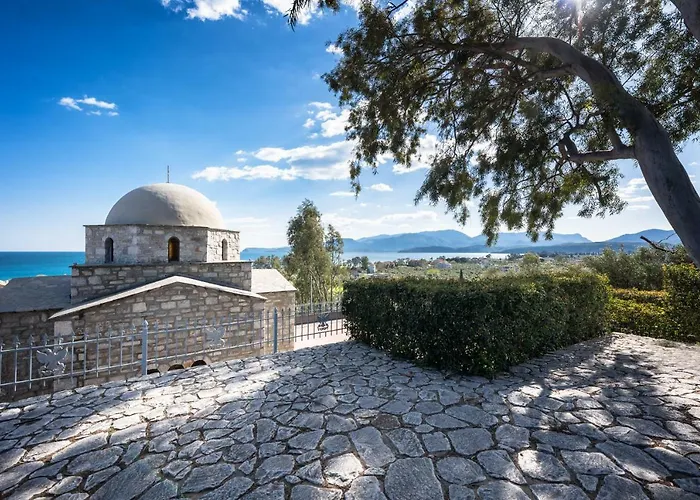 Aparthotel Cavo Grosso Mavrovoúnion